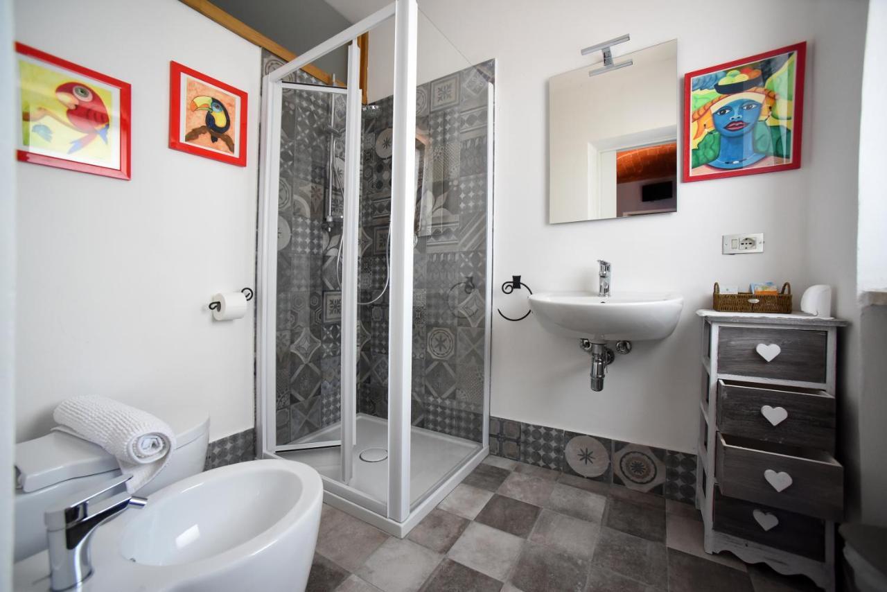 آستي B&B La Riundela المظهر الخارجي الصورة